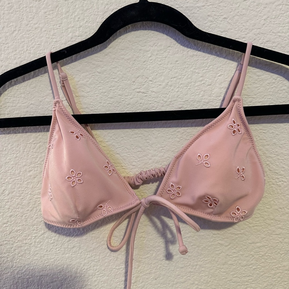 Never worn Lottie moss/pacsun swim top size medium